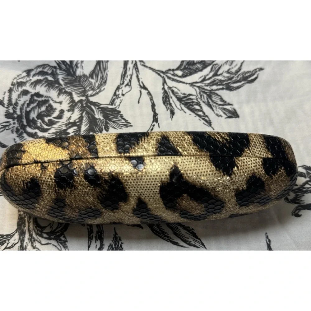 Sofia Vergara by Foster Grant Leopard Print Hard Glasses Case NEW - Picture 4 of 7